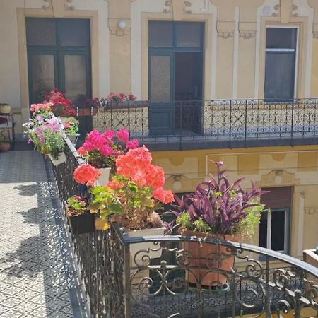 Apartament Congress Margit House Budapeszt Zewnętrze zdjęcie